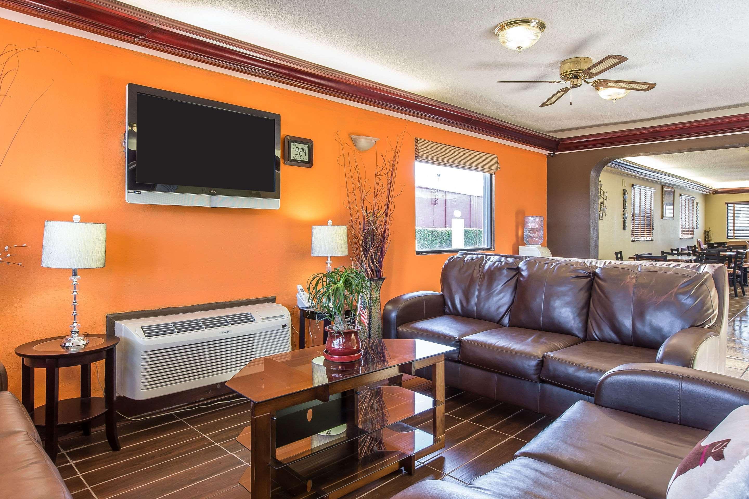 Quality Inn And Suites Macon Esterno foto